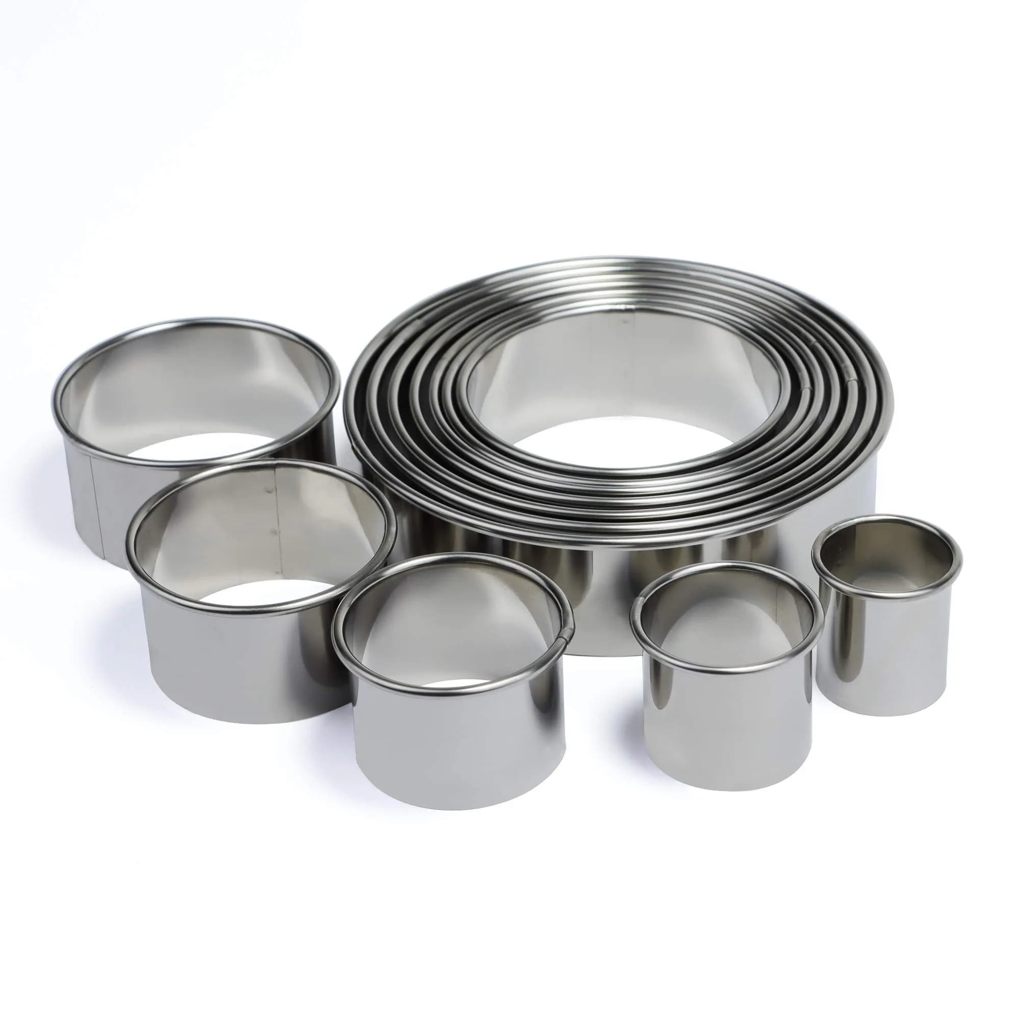 RIHAI Stainless Steel Round Cookie Cutter Set, 12 Pieces | Durable, Rust-Resistant Baking Tools - main product image