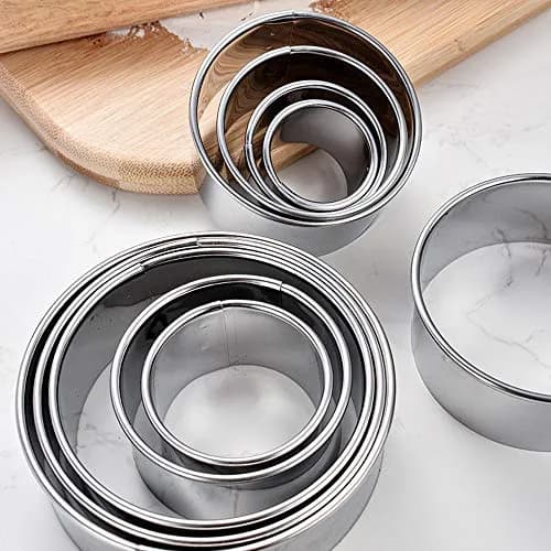 RIHAI Stainless Steel Round Cookie Cutter Set, 12 Pieces | Durable, Rust-Resistant Baking Tools thumbnail 4