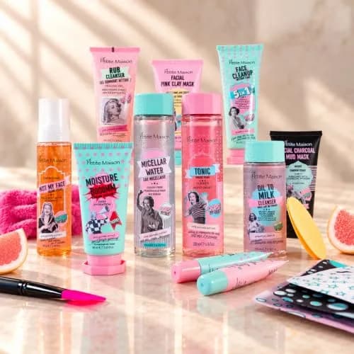 Petite Maison 18-Piece Luxury Spa & Skincare Gift Box for Women | All-in-One Self Care Set thumbnail 7