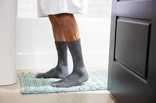 Dr. Scholl's Men's Advanced Relief Blisterguard Crew Socks 6.5-12 US | All-Day Comfort & Blister Prevention thumbnail 2