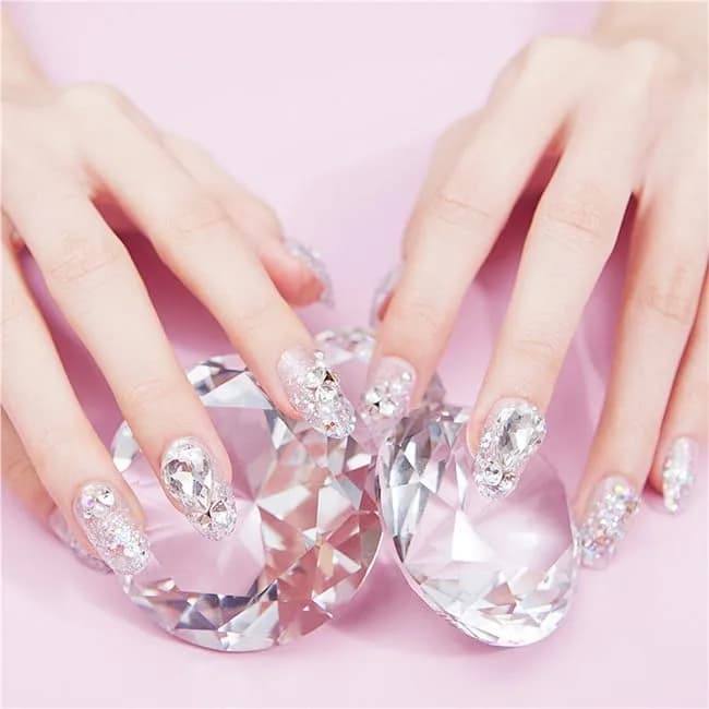 Hiziwimi 60mm (2.36 in) Crystal Diamond Paperweight with Stand | Clear K9 Crystal thumbnail 5