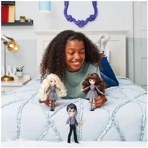 Wizarding World Harry Potter 8-inch Fashion Doll with Gryffindor Uniform & Wand | Ages 5+ thumbnail 7