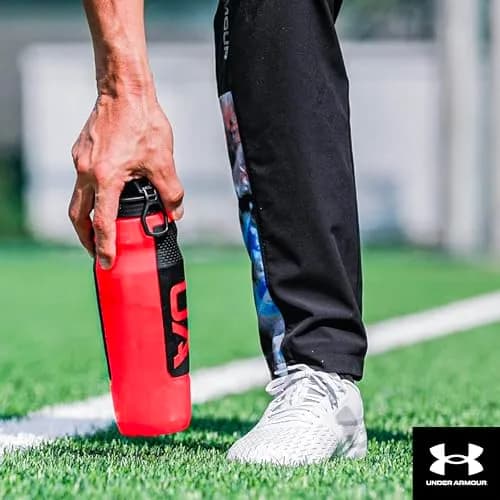 Under Armour 32oz Playmaker Squeeze Water Bottle with Quick-Shot Lid | 950ml (32.1 Fl Oz) BPA-Free thumbnail 2