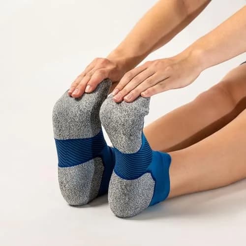OS1st AC4 Active Comfort Socks with Blister Protection Double-tab & Seamless Toe, Large Royal Blue | 51g (1.8oz) Lightweight Breathable thumbnail 7