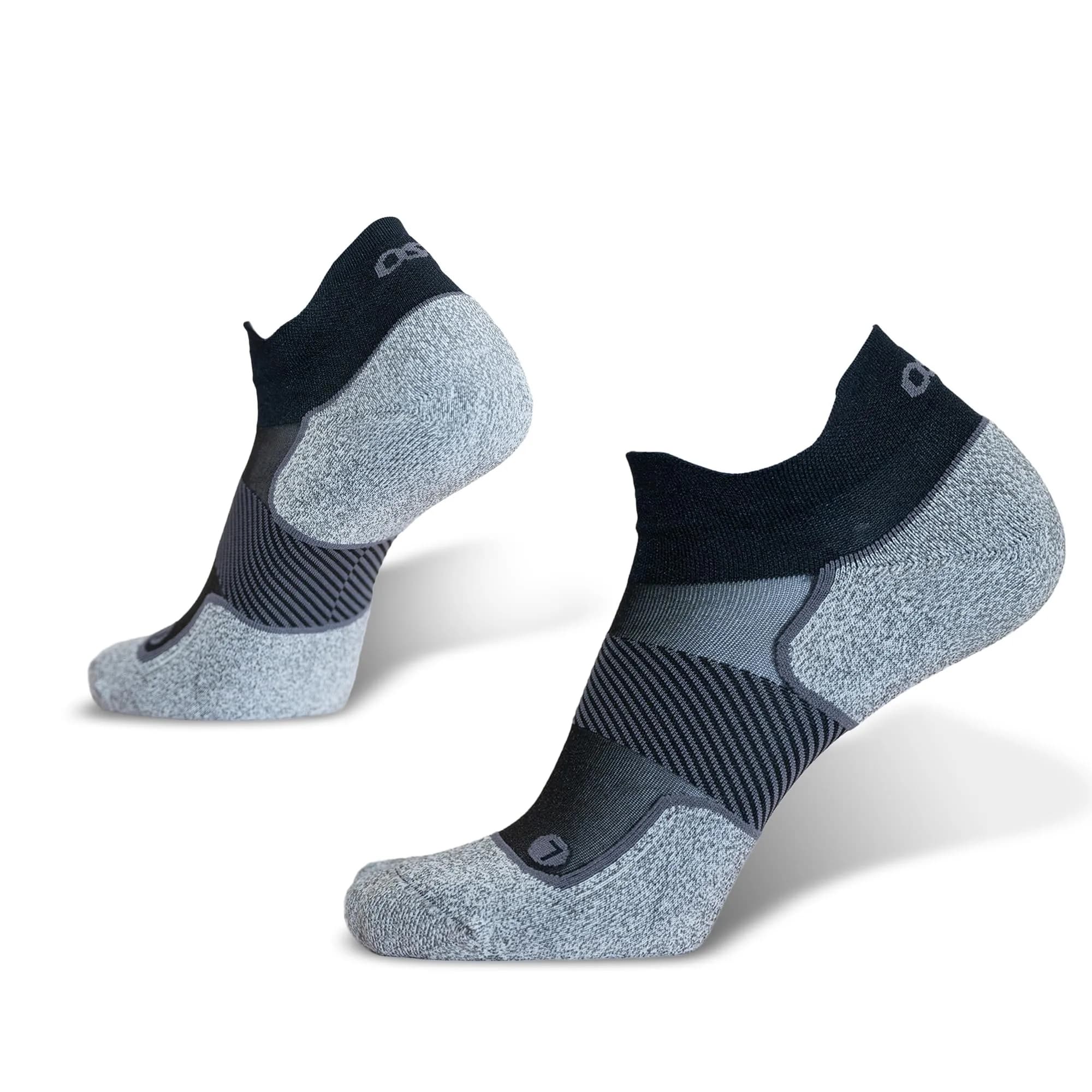 OS1st AC4 Active Comfort Socks Medium (1 Pair) | Blister Protection, Breathable, Light Compression — Black / Large