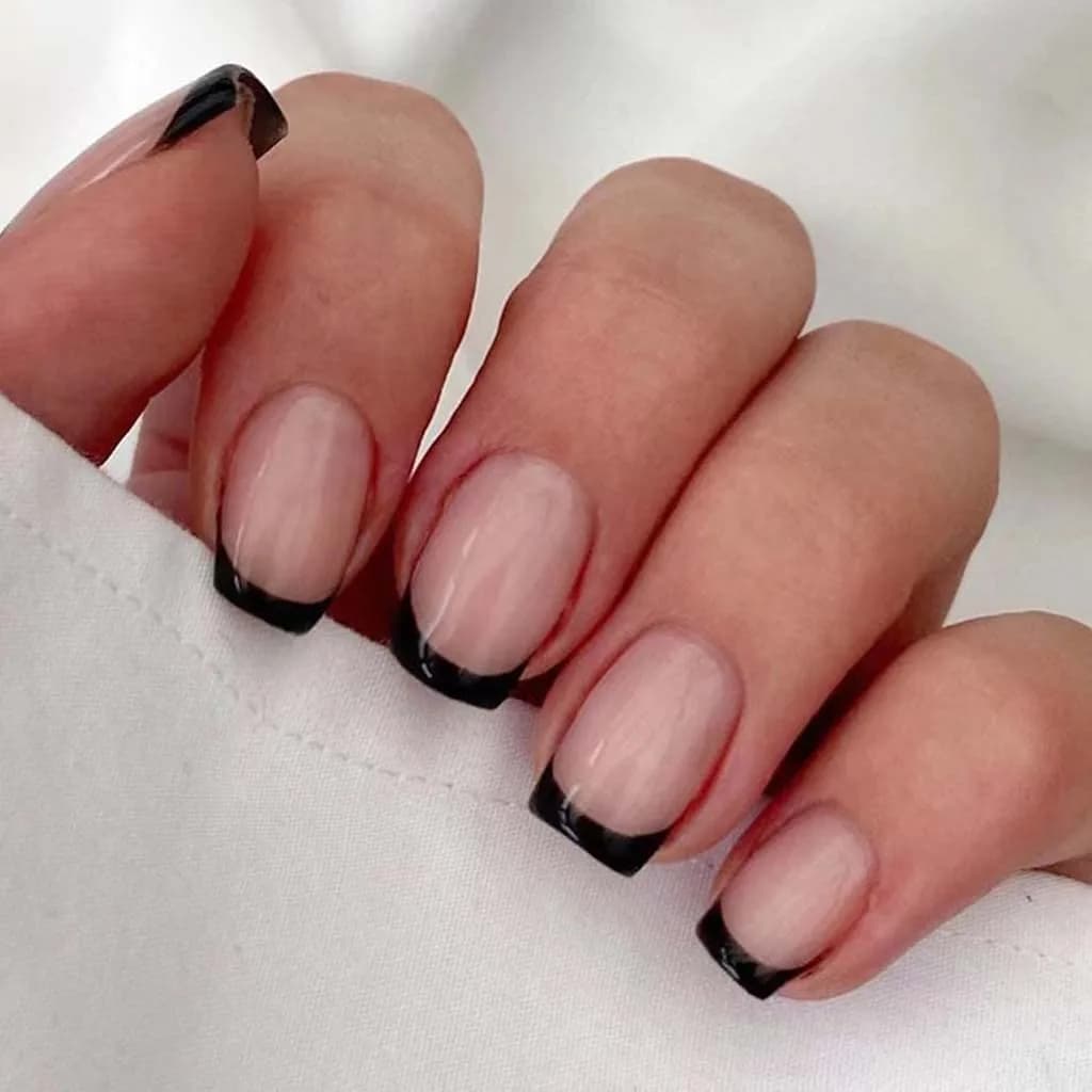 RikView Oval French Tip Nails 24 PCS Glossy Yellow | Full Cover Acrylic False Nails — Black
