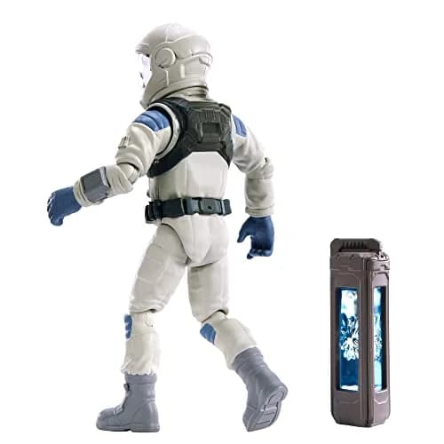 Mattel Disney Pixar Lightyear XL-01 Buzz Lightyear Action Figure 5-in (12.7 cm) | 12 Articulation Points & Accessories thumbnail 3