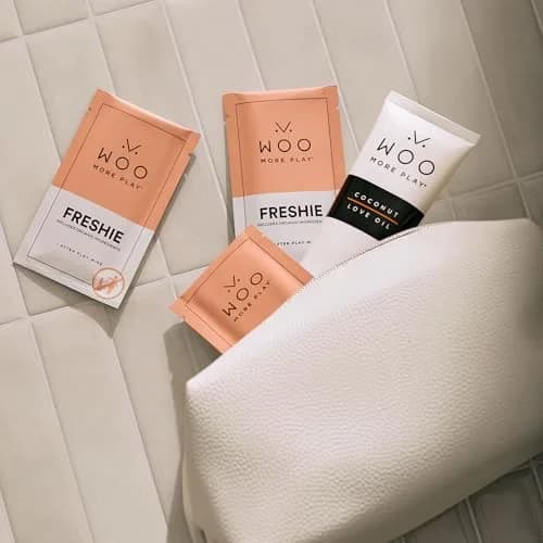 Woo More Play Freshies 30 ct | Organic & pH-Balanced Intimate Wipes for Women & Men thumbnail 6