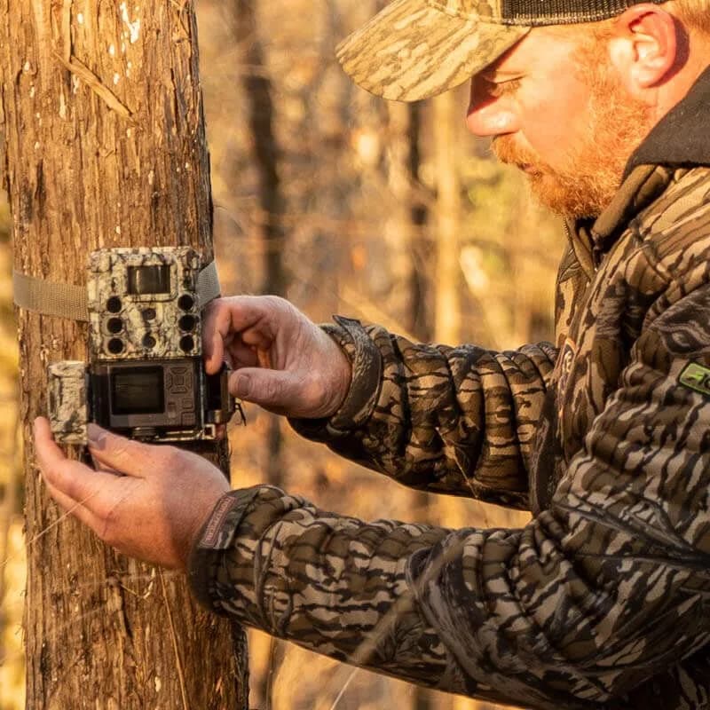 Bushnell Core DS-4K No Glow Trail Camera | 4K Video, 32MP Images, 120ft Night Vision thumbnail 3