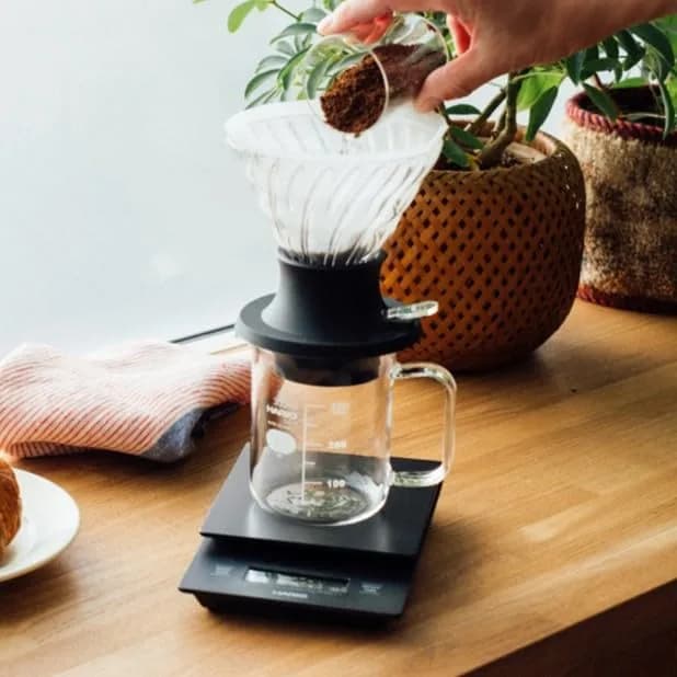 HARIO Switch Immersion Dripper Size 03 | Hybrid Pour-Over & Immersion Coffee Maker thumbnail 8