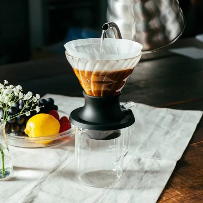 HARIO Switch Immersion Dripper Size 03 | Hybrid Pour-Over & Immersion Coffee Maker thumbnail 10