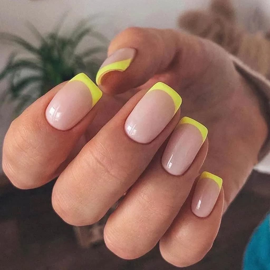 RikView Oval French Tip Nails 24 PCS Glossy Yellow | Full Cover Acrylic False Nails - main product image