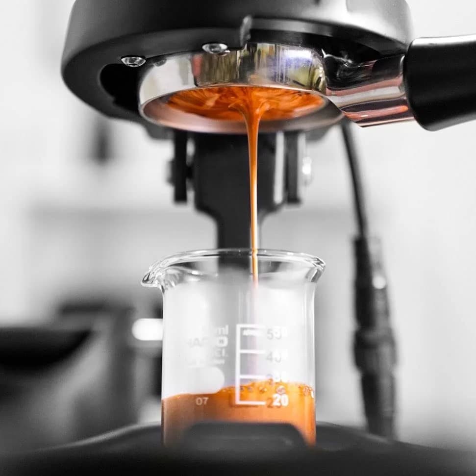 Normcore Black 18g Coffee Filter | Bottomless Portafilter for E61, Flair 58, ECM, Rocket, Sanremo, Synesso, Slayer, VBM Espresso Machines thumbnail 4