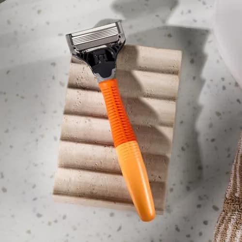 Harry's Original Shaving Kit for Men - 5-Blade Razor Handle & 3 Refills | German Engineered Ember thumbnail 3