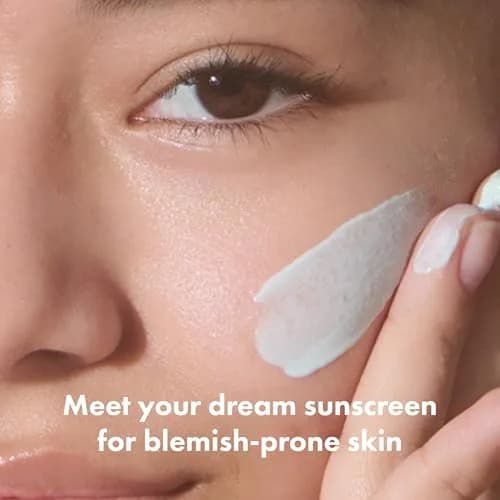 Hero Cosmetics Force Shield Superlight Sunscreen SPF 30, 50ml (1.69 Fl Oz) | Broad Spectrum UVA/UVB Protection thumbnail 2