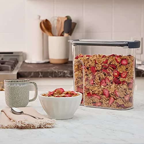 Rubbermaid Brilliance Airtight Food Storage Container 32oz | Shatterproof BPA-Free Dishwasher Safe thumbnail 9