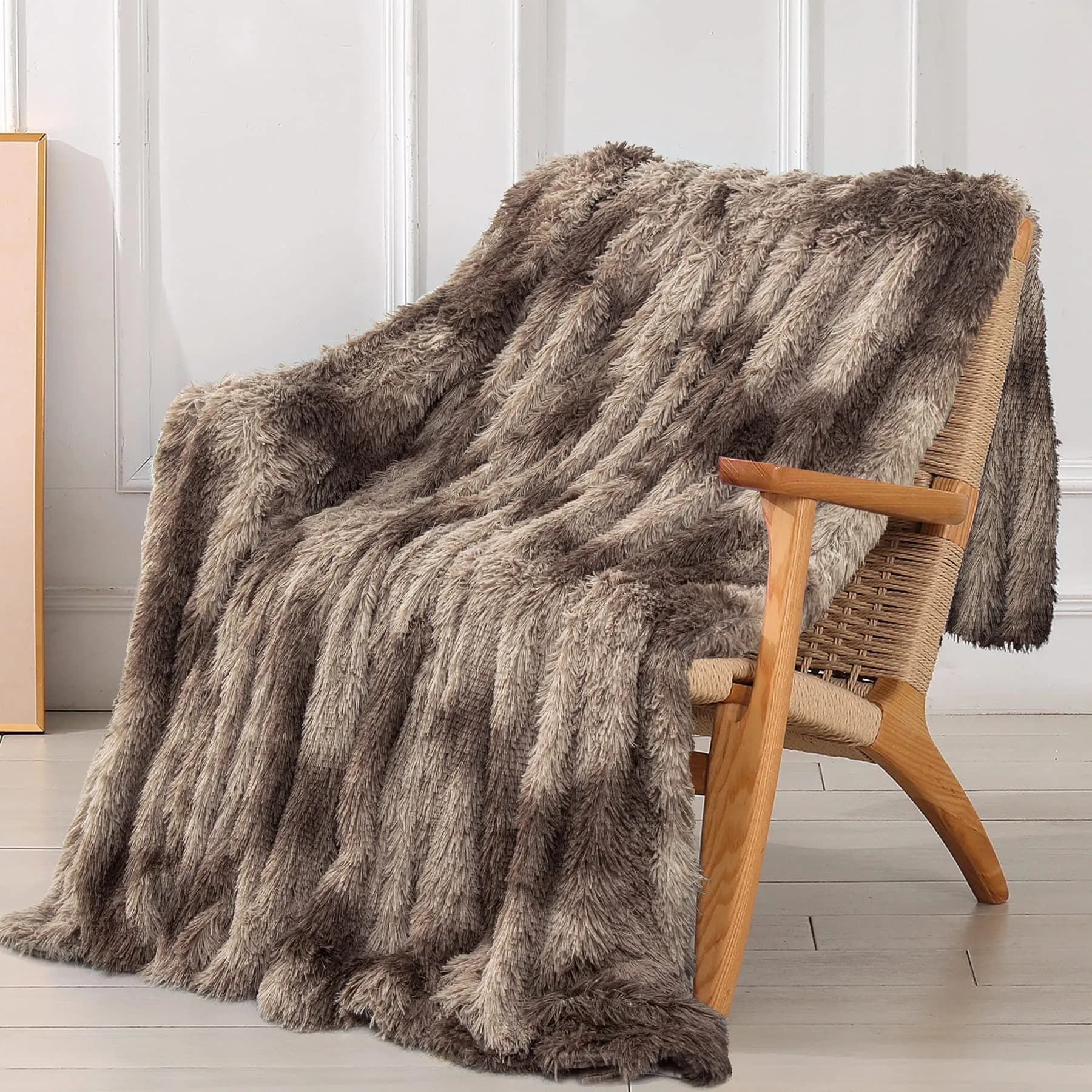 Tuddrom Decorative Faux Fur Throw Blanket 127x152 cm (50"x60") | Soft Fuzzy Plush Microfiber Fleece for Couch Sofa Bedroom — Tie Dye Brown