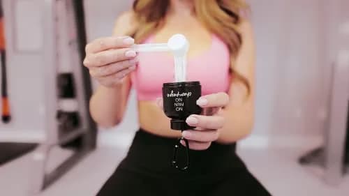 ONMYWHEY Protein Powder & Supplement Funnel Keychain 75ml (2.5 Fl Oz) | Portable To-Go Container for Gym & Travel thumbnail 6