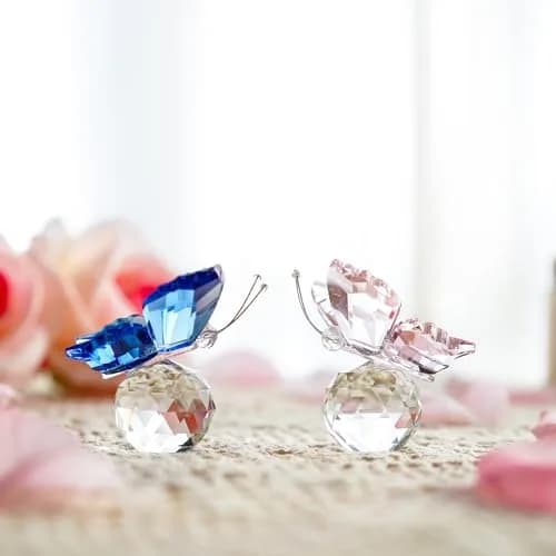 H&D HYALINE & DORA Crystal Butterfly Figurine with Ball Base 5.1 cm (2 in) | Handmade Glass Animal Ornament thumbnail 3