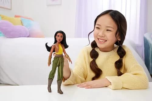 Mattel Disney Princess Raya Fashion Doll in Signature Look | 11 inch, Posable, Signature Outfit, Accessories thumbnail 2