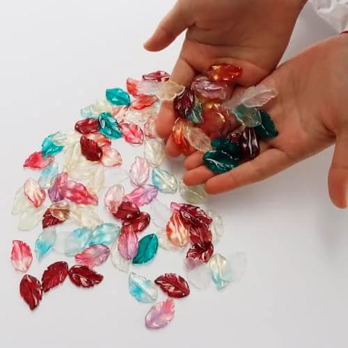 X Hot Popcorn 100 Pcs Glass Leaf Beads | Leaf Shaped Beads for Jewelry & Crafts thumbnail 4