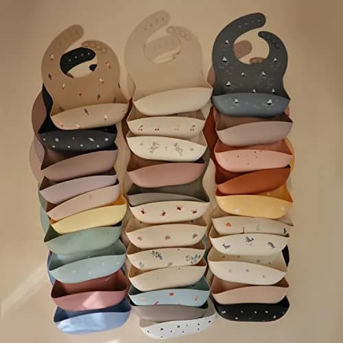 mushie Silicone Baby Bib Whales Pattern | 113 g (4 oz) thumbnail 6