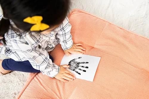 Pearhead Clean-Touch Baby Ink Pad Kit, Medium/Large Black | Mess-Free Handprint & Footprint Maker thumbnail 7
