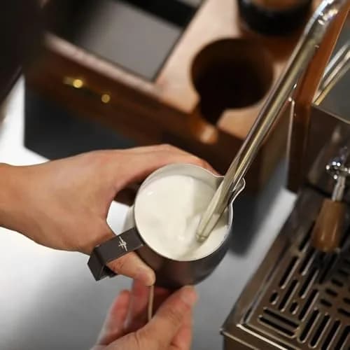 MHW-3BOMBER Milk Frothing Pitcher 450ml (15.2oz) | Stainless Steel Barista Latte Art Jug thumbnail 5