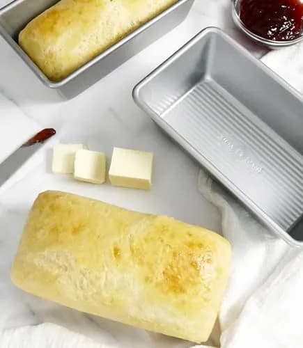 USA Pan Seamless Nonstick Standard Bread Loaf Pan 8.5 x 4.5 x 2.75 inches (21.6 x 11.4 x 7 cm) | 1 lb Capacity for Yeast Breads & Cakes thumbnail 3