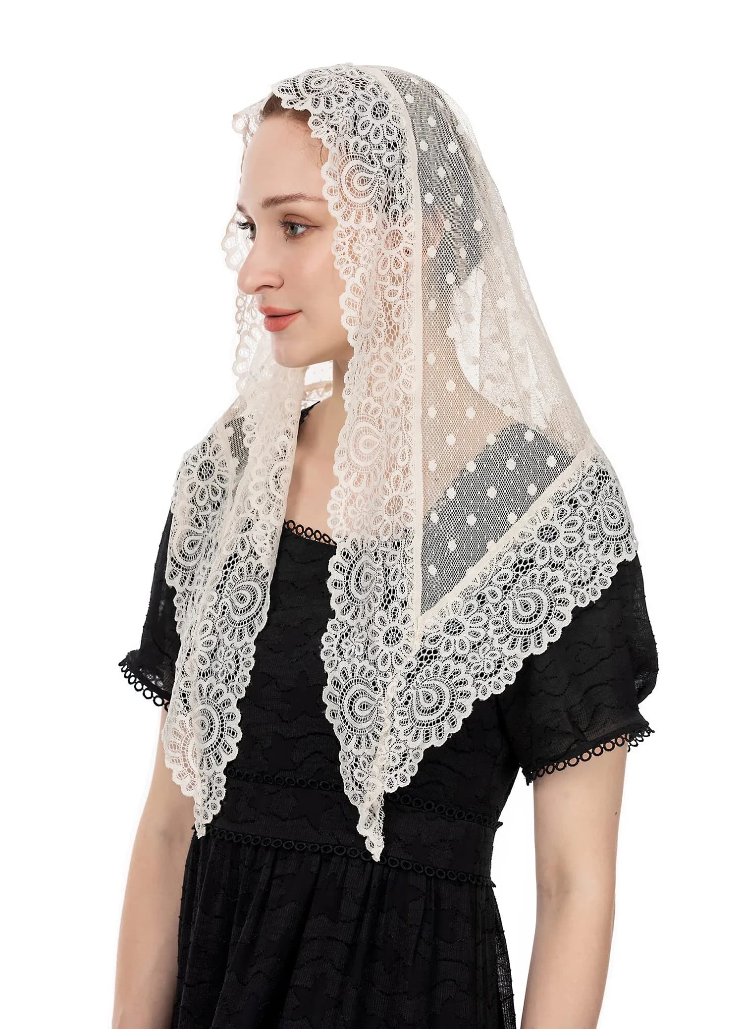 Wgior Triangle Vintage Inspired Lace Chapel Veil Ivory | Elegant Church Head Covering