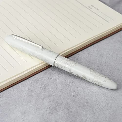 HONG DIAN N23 White Rabbit Fountain Pen, Long Blade Medium Nib Silver Trim, Metal Body, 141mm (5.55 inches) | Smooth Writing Instrument for Students & Professionals thumbnail 8