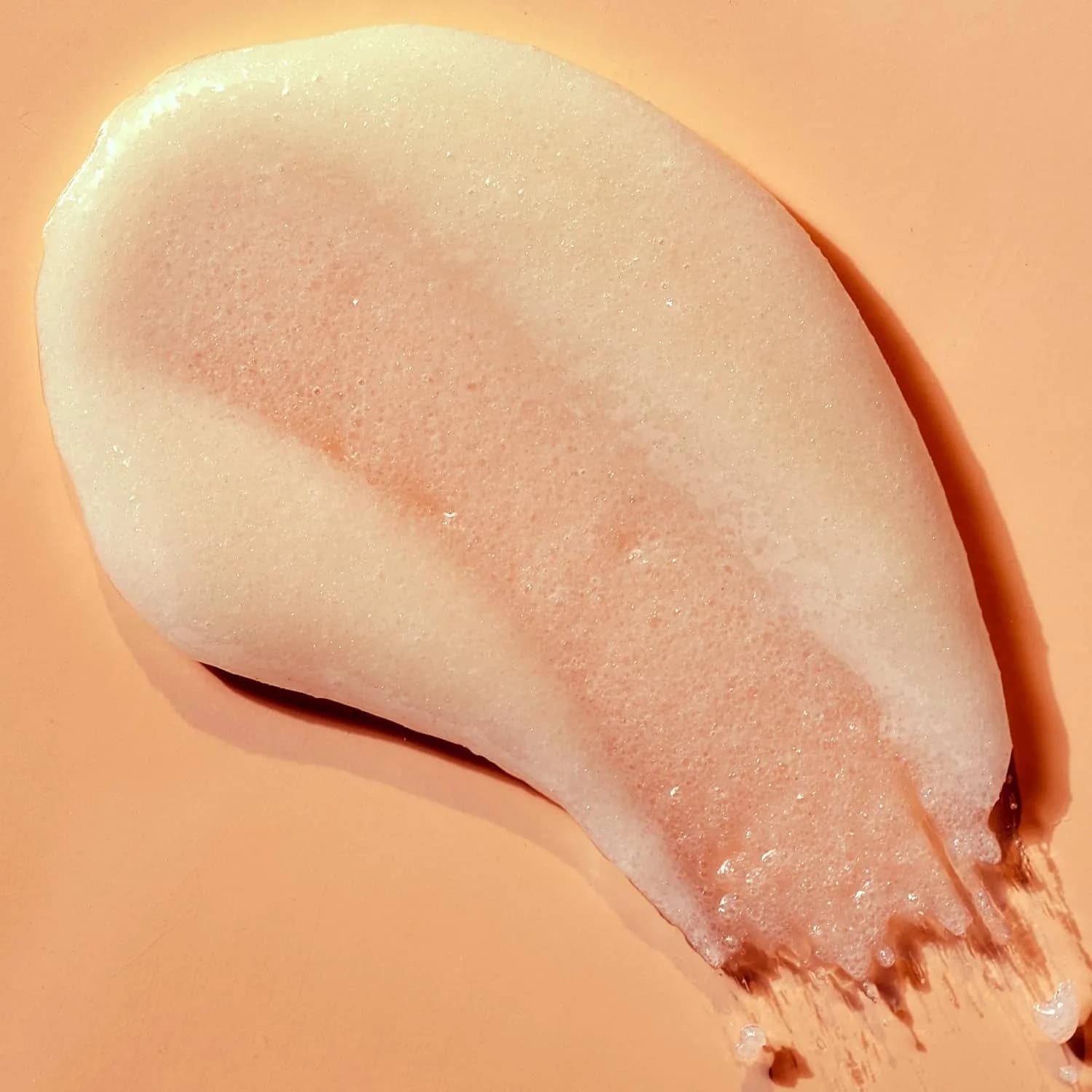 Tree Hut Vanilla Shea Sugar Scrub 510g (18 oz) | Exfoliating & Hydrating Body Treatment thumbnail 3