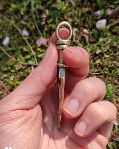 MYAROMA FINDINGS JoJo Adventure Arrow Head Keychain Antique Bronze Styling Leather Keychains thumbnail 5