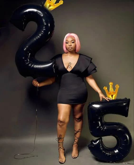 IWERP Black Crown 5 Balloon - 40 Inch Number Balloon | Reusable Foil Party Decoration thumbnail 3
