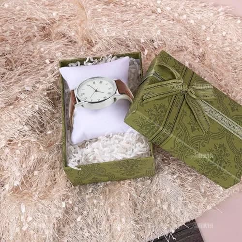 AUEAR White Velvet Watch Pillows Small Jewelry Displays Pillow Bracelet Bangle Cushions Display for Gift Box, 8.1 cm (3.19 Inch) thumbnail 5