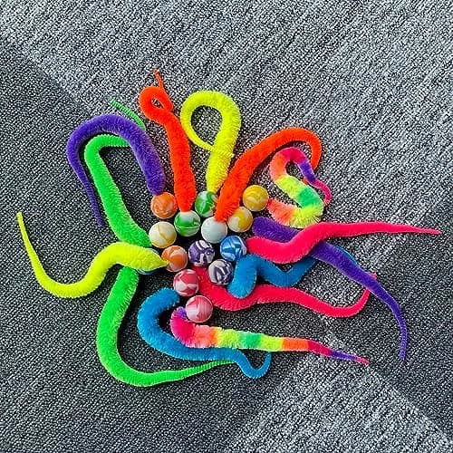AcceLeah Fluffy Rainbow Elastic Balls Interactive Cat Toys 23cm (9in) Pack of 14 | Engaging Play for Feline Instincts thumbnail 4