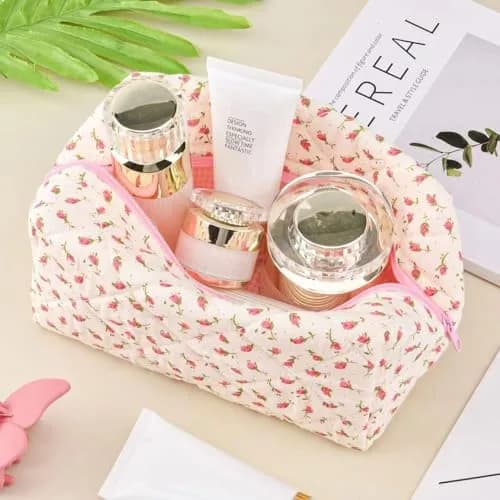 MZLUWM Floral Quilted Makeup Bag with Pink Gingham Lining, 19.8cm x 11.9cm x 10.2cm (7.8"L x 4.7"W x 4"H) | Popular Unique Pattern Design thumbnail 2