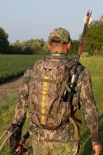 TENZING 1200 Whitetail Day Pack Mossy Oak Bottomlands | Durable Camo Hunting Backpack (70-120c) thumbnail 2