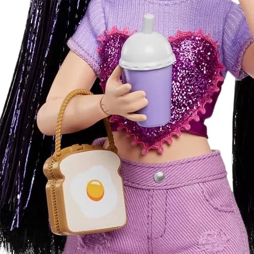 Barbie Dream Besties Renee Doll and Accessories with 11 Pieces | Ages 4+ thumbnail 5