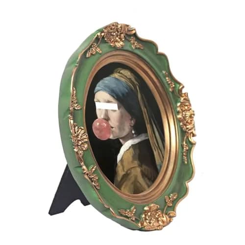 WINPLUS+ Vintage Round Picture Frame 4x4 Inch (10.16x10.16 cm) | Hand-Carved Resin with Real Glass Front thumbnail 2