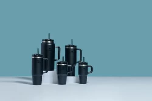 STANLEY Quencher H2.0 FlowState Tumbler 890ml (30 oz) Black 2.0 | Insulated Stainless Steel Travel Cup with Handle thumbnail 7