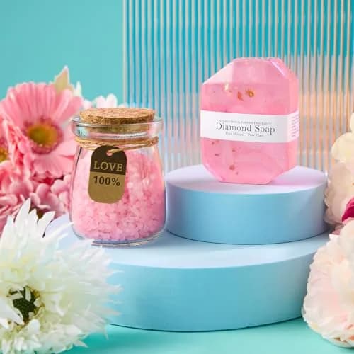 MADDIFY Gifts for Women | Curated 7-Piece Gift Basket for Her, Christmas & Birthdays, Relaxation & Self-Care (1.04kg) thumbnail 6