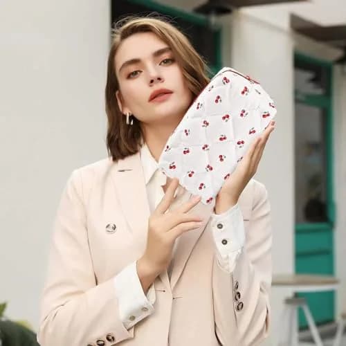MZLUWM Quilted Floral Makeup Bag, Cherry, 19.8cm x 10cm x 10cm | Cute Cherry Make up Bag with Zipper thumbnail 6