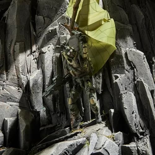 G.I. Joe Classified Series 60th Anniversary Action Pilot - Halo (High Altitude Low Opening) Jumper, 6 Inch Action Figure with Parachute & Accessories | Collectible 6-inch Toy thumbnail 6