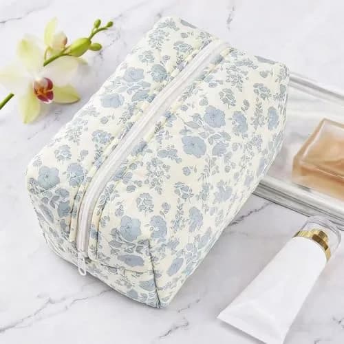 MZLUWM Puffy Coquette Floral Quilted Makeup Bag Large Fashionable Travel Pouch Cute Blue 20cm (7.8" L x 4.7" W x 3.9" H) thumbnail 3