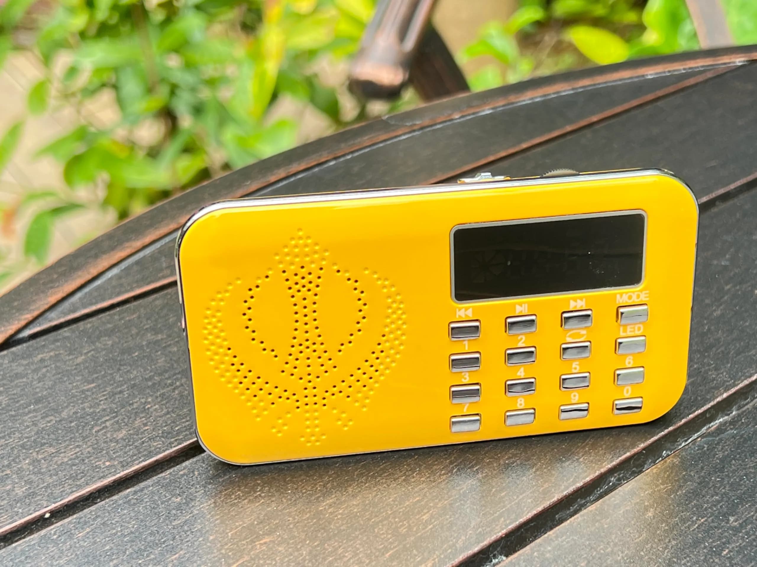 SewaStore.com Gurbani Radio Player with Nitnem & Kirtan | 2100 Hours Gurbani Content, USB Charge, Yellow - main product image