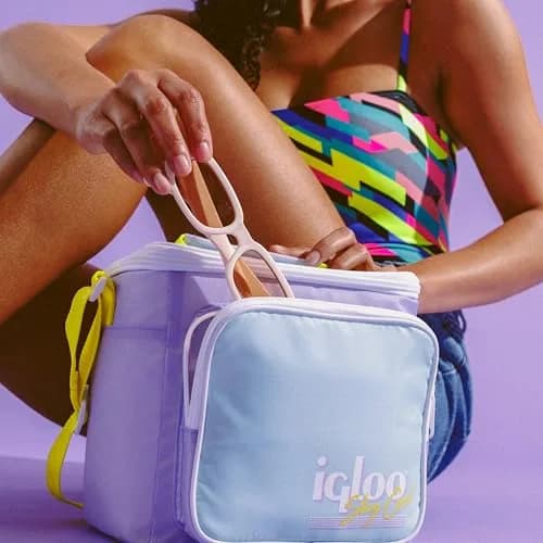 Igloo Lilac Breeze Retro Square Lunch Bag | Insulated, Holds 9 Cans, Stylish & Portable (70-120c) thumbnail 3