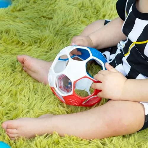 Bright Starts Oball Grippin' Goals Rattle Soccer Ball 2-Pack | Easy-Grasp Toy for Newborns & Up thumbnail 3