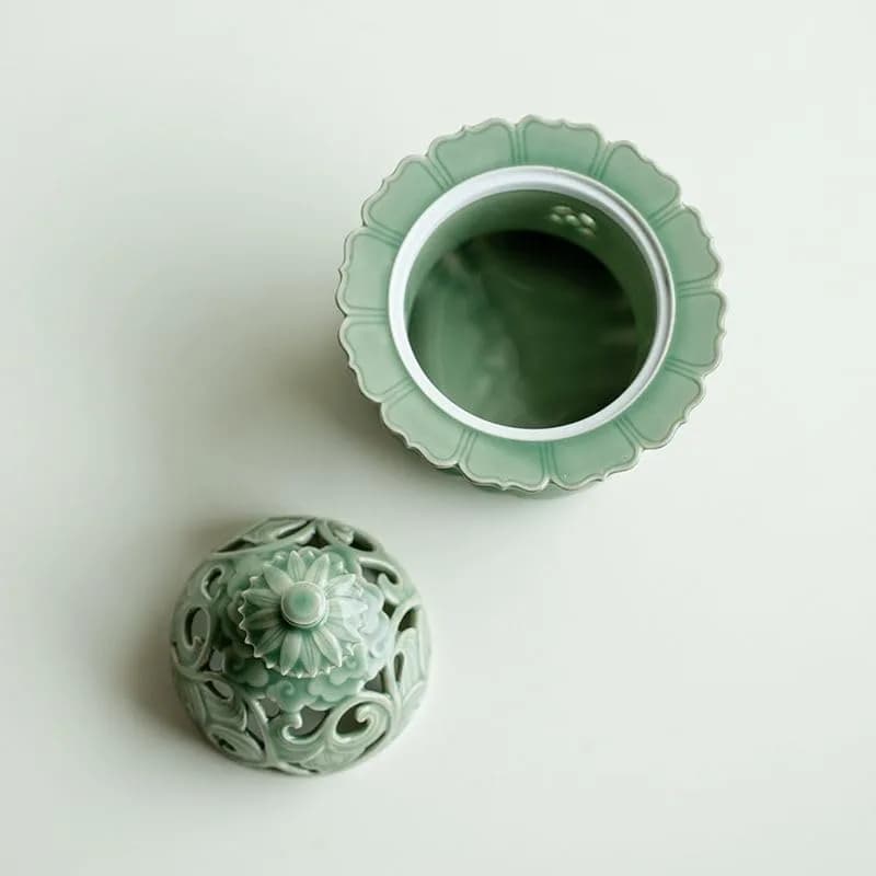 Hermit Life Three-Legged Incense Burner (Celadon), Porcelain Incense Holder with Lotus-Shaped Lid, Green | Song Dynasty Style thumbnail 6