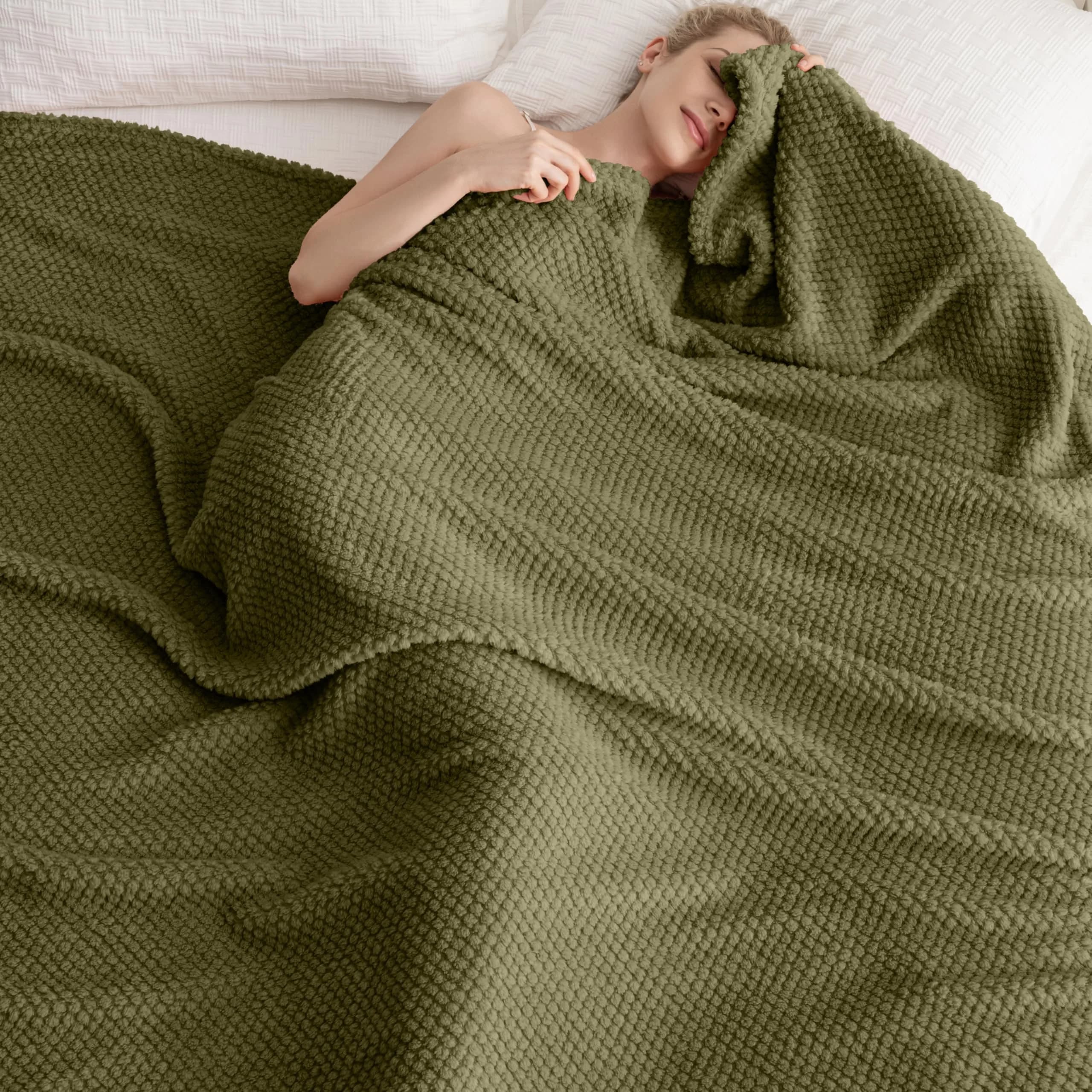 Jungle Star Pink Faux Fur Bubble Throw Blanket 127x152 cm (50"x60") | Soft Fluffy Plush for Couch & Bed — Forest Green / Queen(90"x90")